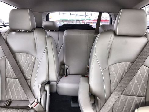 Used 2023 Buick Enclave Avenir w/ Avenir Technology Package image 22