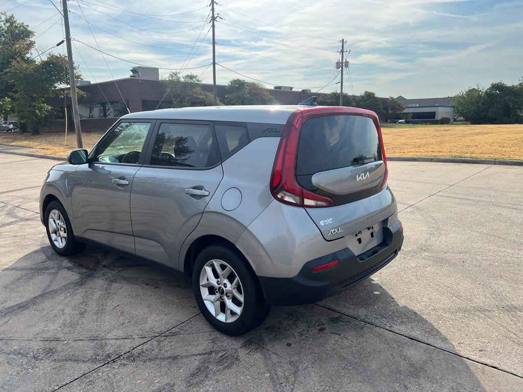 Used 2022 Kia Soul LX w/ Technology Package FWD image 29
