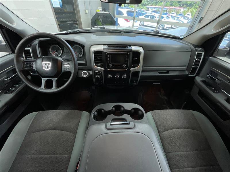 Used 2019 RAM 1500 Classic SLT AWD/4WD image 21