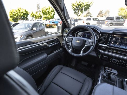 New 2026 Chevrolet Silverado 1500 LTZ w/ Technology Package AWD/4WD image 28