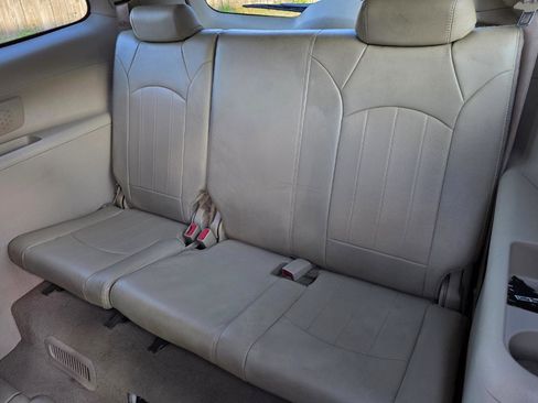 Used 2012 Buick Enclave Leather image 13