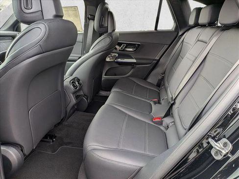 New 2026 Mercedes-Benz GLC 300 4MATIC image 17