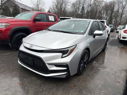Used 2023 Toyota Corolla SE image 1