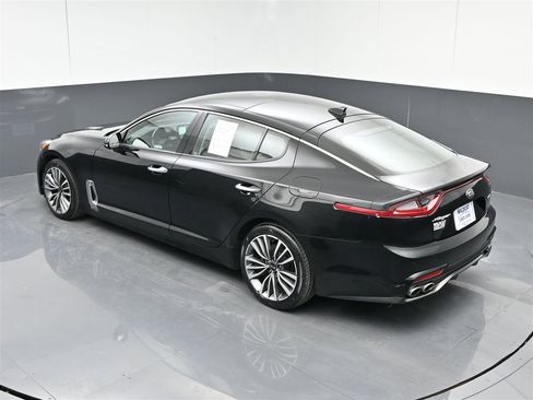 Used 2019 Kia Stinger Premium image 26