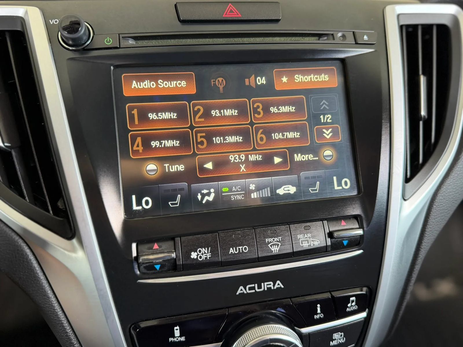 Used 2015 Acura TLX FWD image 12