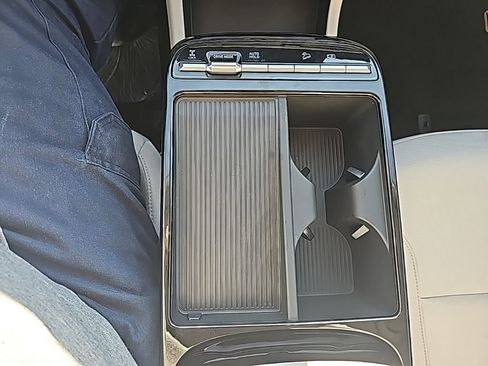 New 2026 Hyundai Tucson Blue SE image 22