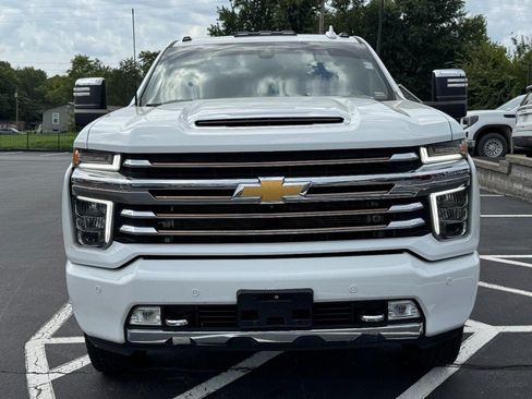 Used 2021 Chevrolet Silverado 3500 High Country AWD/4WD image 9