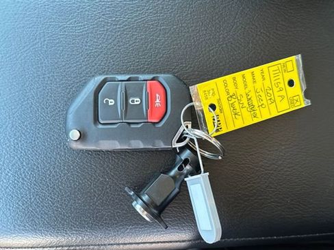 Used 2019 Jeep Wrangler Sport S image 27