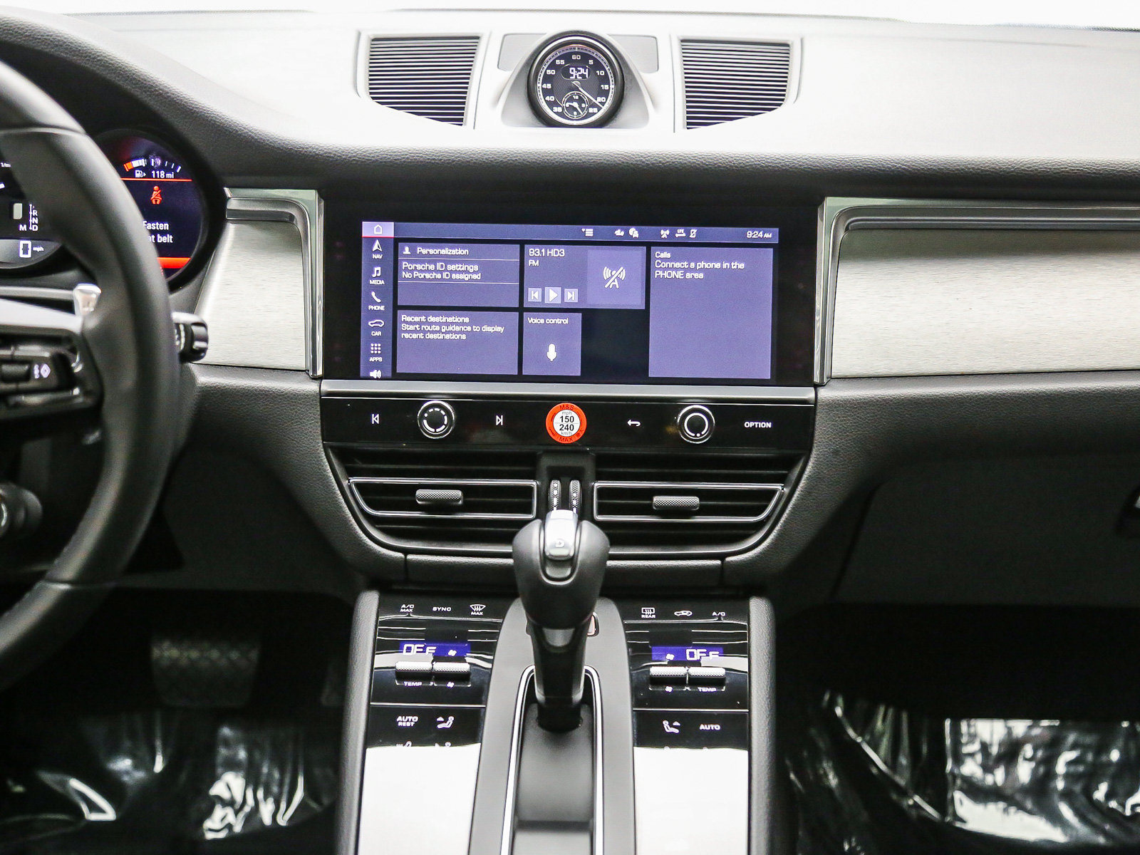 Certified 2026 Porsche Macan AWD/4WD image 50