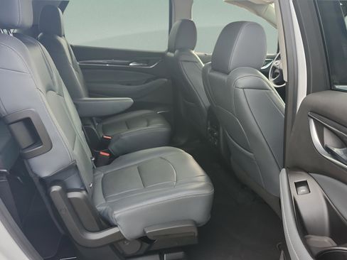 Used 2020 Buick Enclave Essence w/ Sound and Sites Package image 19