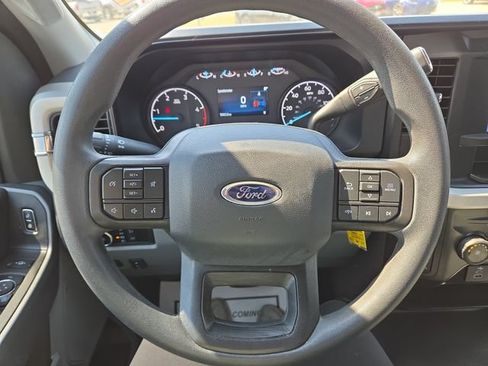 Used 2024 Ford F350 XLT AWD/4WD image 18