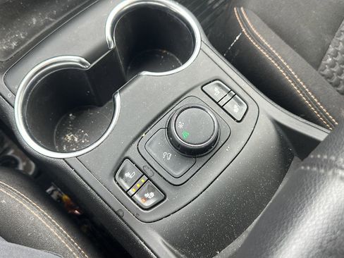 Used 2018 GMC Terrain SLE w/ Driver Convenience Package image 20