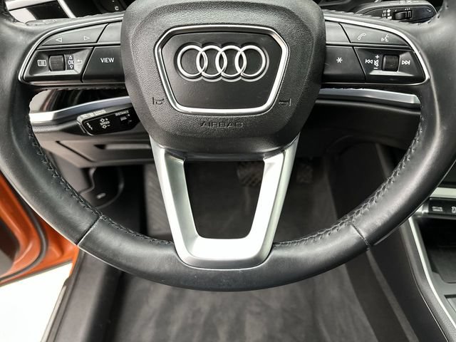Used 2020 Audi Q3 2.0T Premium Plus w/ Premium Plus Package AWD/4WD image 14