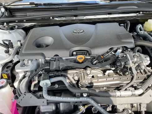Used 2026 Toyota Camry SE AWD/4WD image 18