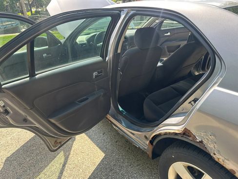 Used 2006 Ford Fusion SE FWD image 10