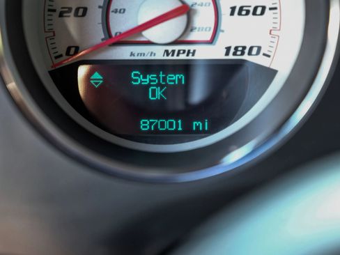 Used 2013 Dodge Challenger SRT8 w/ Harman Kardon Audio Group RWD image 31