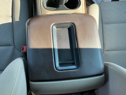 Used 2018 Chevrolet Tahoe LS RWD image 21