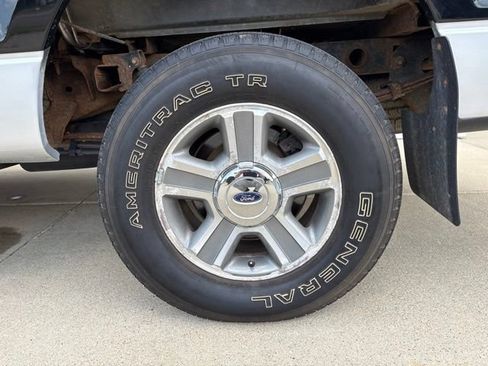 Used 2005 Ford F150 XLT AWD/4WD image 8