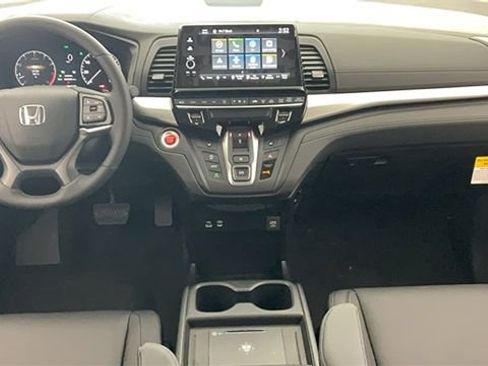 New 2026 Honda Odyssey EX-L image 3