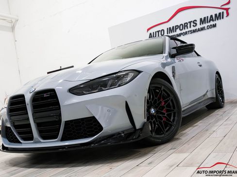 Used 2022 BMW M4 xDrive Competition w/ Executive Package image 2