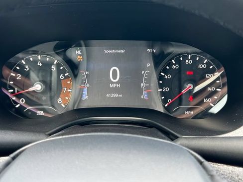 Used 2023 Jeep Compass Latitude w/ Sun and Sound Group AWD/4WD image 21
