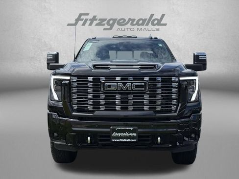 Used 2025 GMC Sierra 2500 Denali Ultimate AWD/4WD image 2