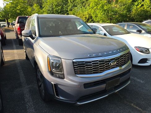 Used 2020 Kia Telluride EX w/ EX Premium Package AWD/4WD image 2