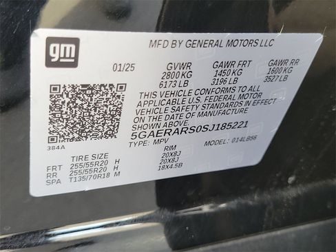 Used 2025 Buick Enclave Preferred image 33