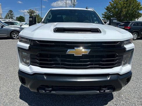 Used 2024 Chevrolet Silverado 2500 W/T w/ WT Convenience Package AWD/4WD image 4