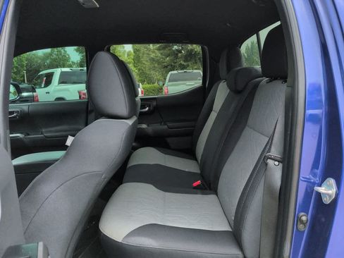 Certified 2023 Toyota Tacoma TRD Sport w/ Technology Package AWD/4WD image 13