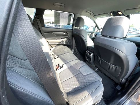 Used 2022 Hyundai Santa Fe SEL w/ Convenience Package FWD image 28