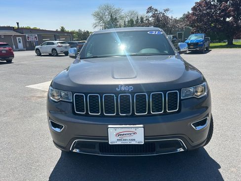 Used 2021 Jeep Grand Cherokee Limited image 2