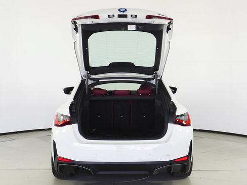 Used 2023 BMW i4 eDrive35 RWD image 10