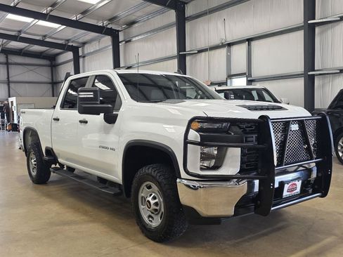 Used 2023 Chevrolet Silverado 2500 W/T w/ WT Convenience Package AWD/4WD image 3