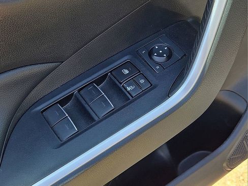 Used 2023 Toyota RAV4 XLE image 22