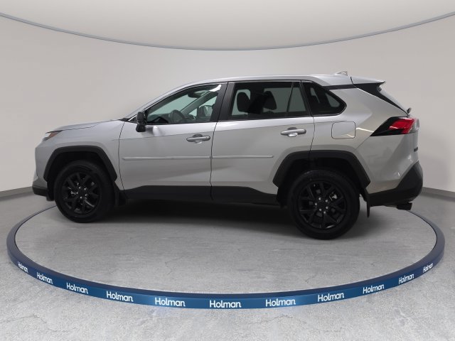 Certified 2024 Toyota RAV4 LE FWD image 8