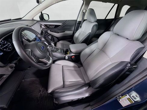 Used 2023 Subaru Outback Limited AWD/4WD image 2