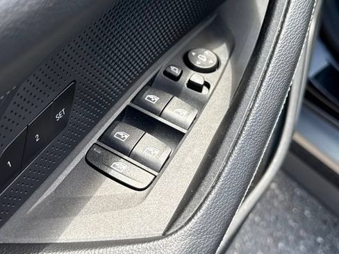 Certified 2023 BMW i4 eDrive35 RWD image 18
