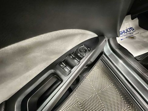 Used 2015 Ford Fusion S image 15