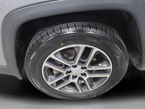 Used 2017 Jeep Compass Latitude w/ Safe & Security Group image 22