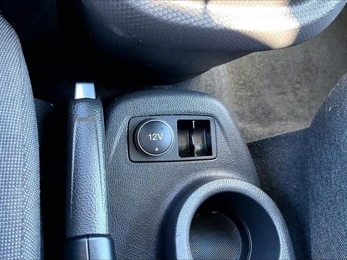 Used 2018 Ford Transit Connect XL image 22