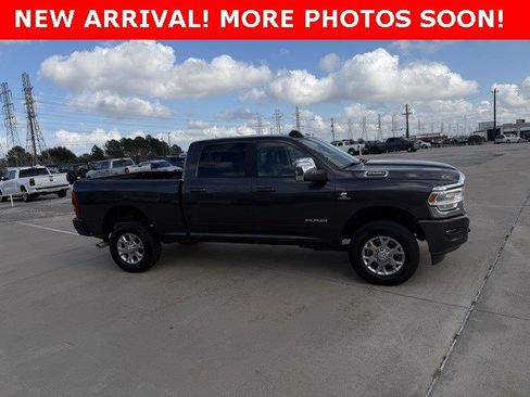 Used 2024 RAM 2500 Laramie image 2