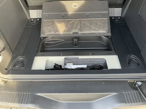 New 2025 Ford Bronco Badlands image 11