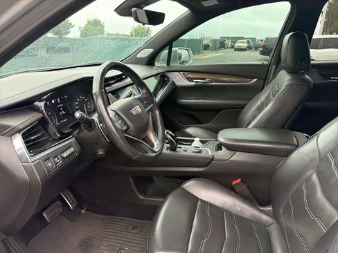 Used 2020 Cadillac XT6 Sport w/ Platinum Package AWD/4WD image 12