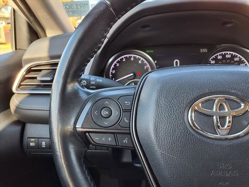 Used 2023 Toyota Camry SE w/ Blackout Package (TMS) image 26