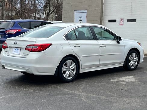 Used 2016 Subaru Legacy 2.5i image 7