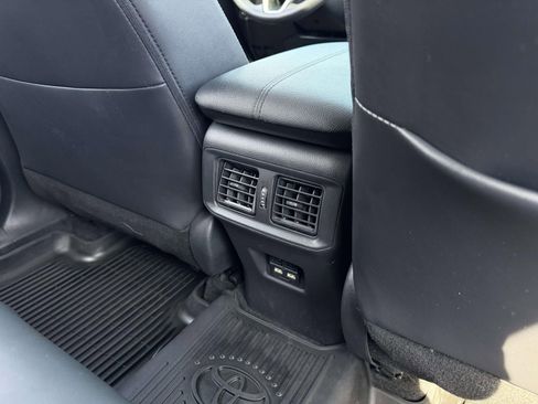 Used 2021 Toyota RAV4 XLE Premium AWD/4WD image 18