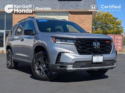Certified 2025 Honda Pilot TrailSport