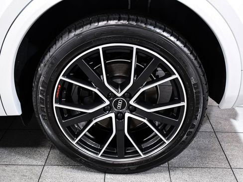 Used 2023 Audi SQ5 Premium Plus w/ Premium Plus Package AWD/4WD image 8