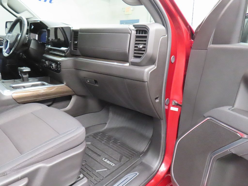 Used 2025 Chevrolet Silverado 1500 RST w/ Z71 Off-Road Package AWD/4WD image 26